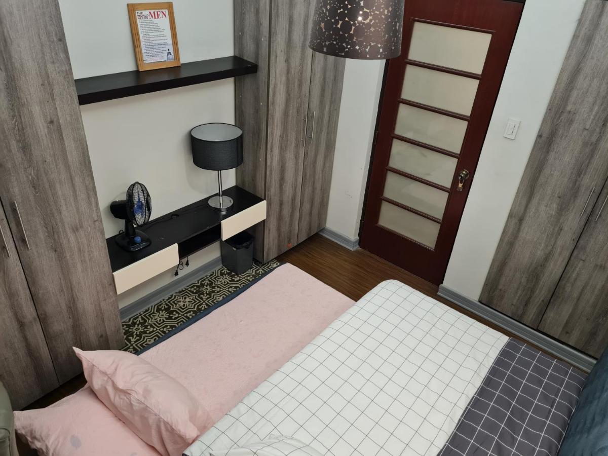 Huge Condo Unit Near Burgos Circle, St Lukes, Shangri-La - P Hamptons T1 Makati City ภายนอก รูปภาพ